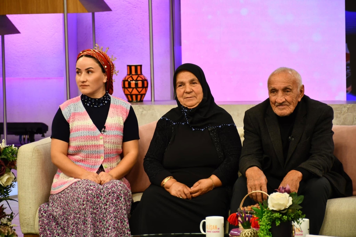 Nurşen Karayanız - Bizim Kız